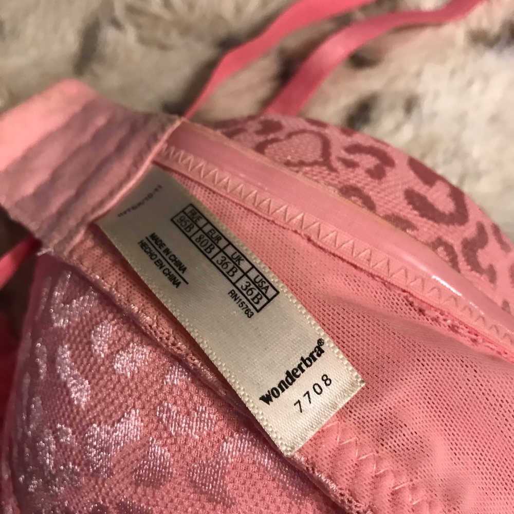 11 Bras - Picture 5 of 8